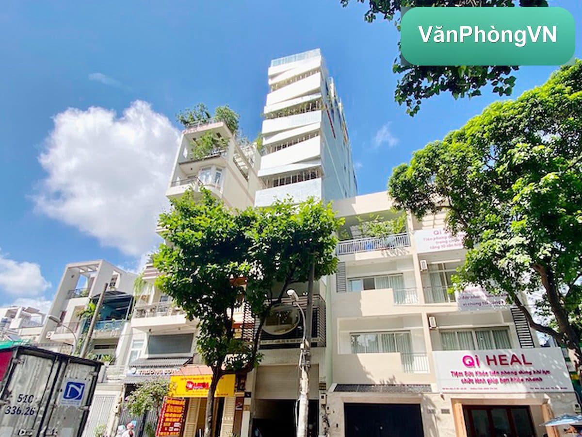 HK Building thumbnail 2