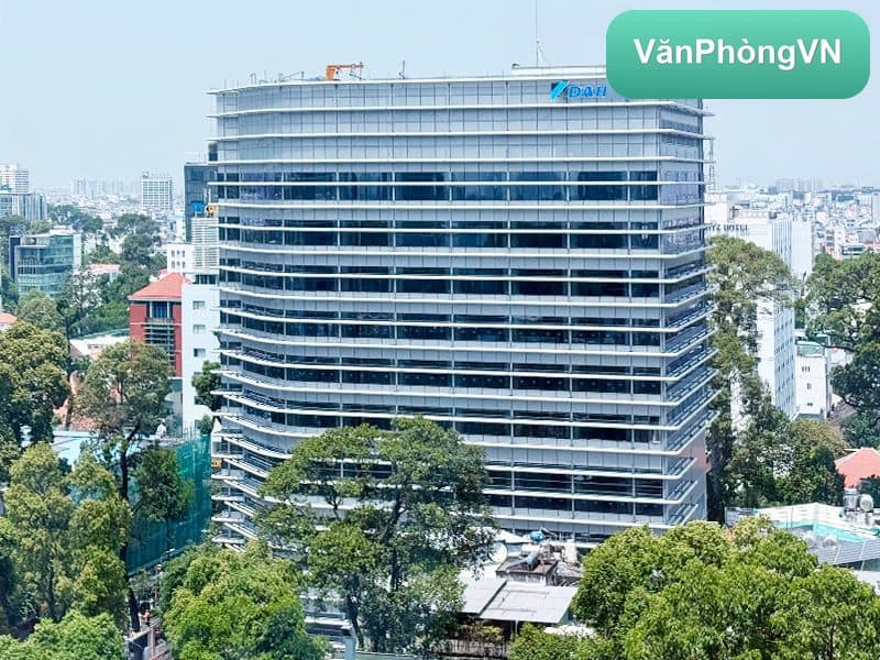 Daikin Tower thumbnail 2
