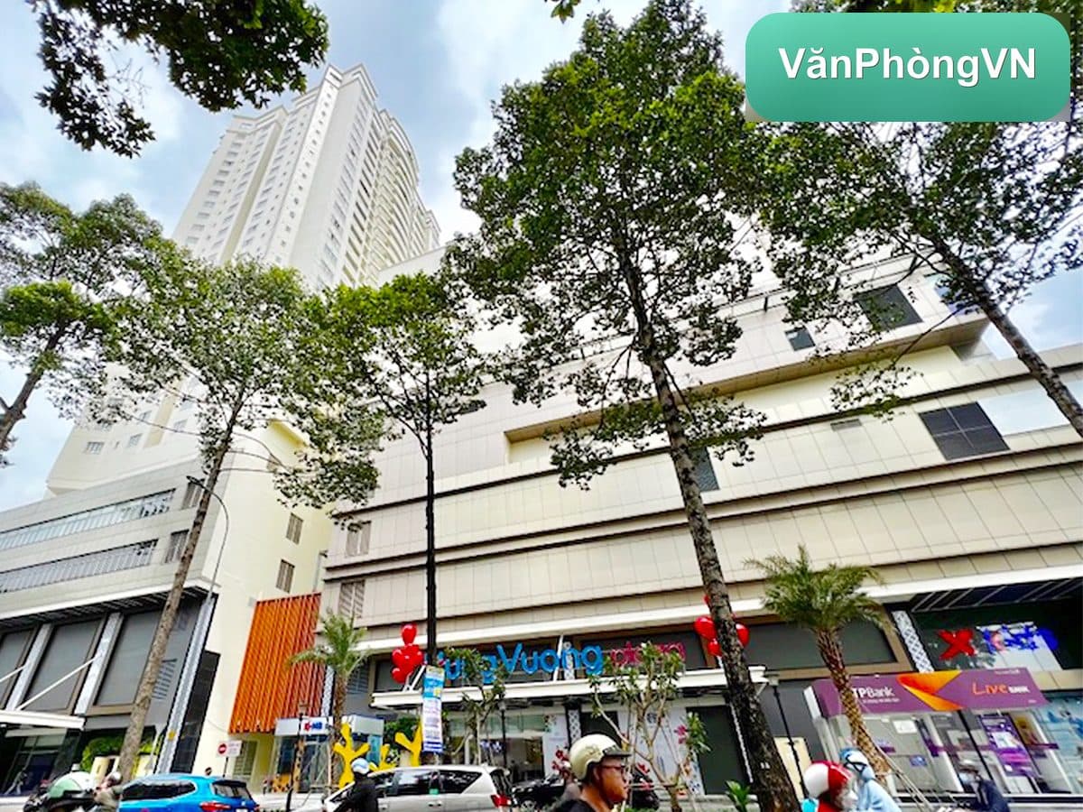 Hùng Vương Plaza thumbnail 2