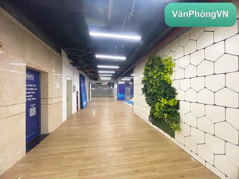 Saigon Mall thumbnail 4