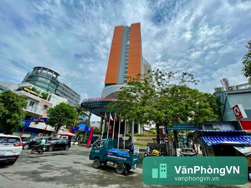 HIU Tower thumbnail 2