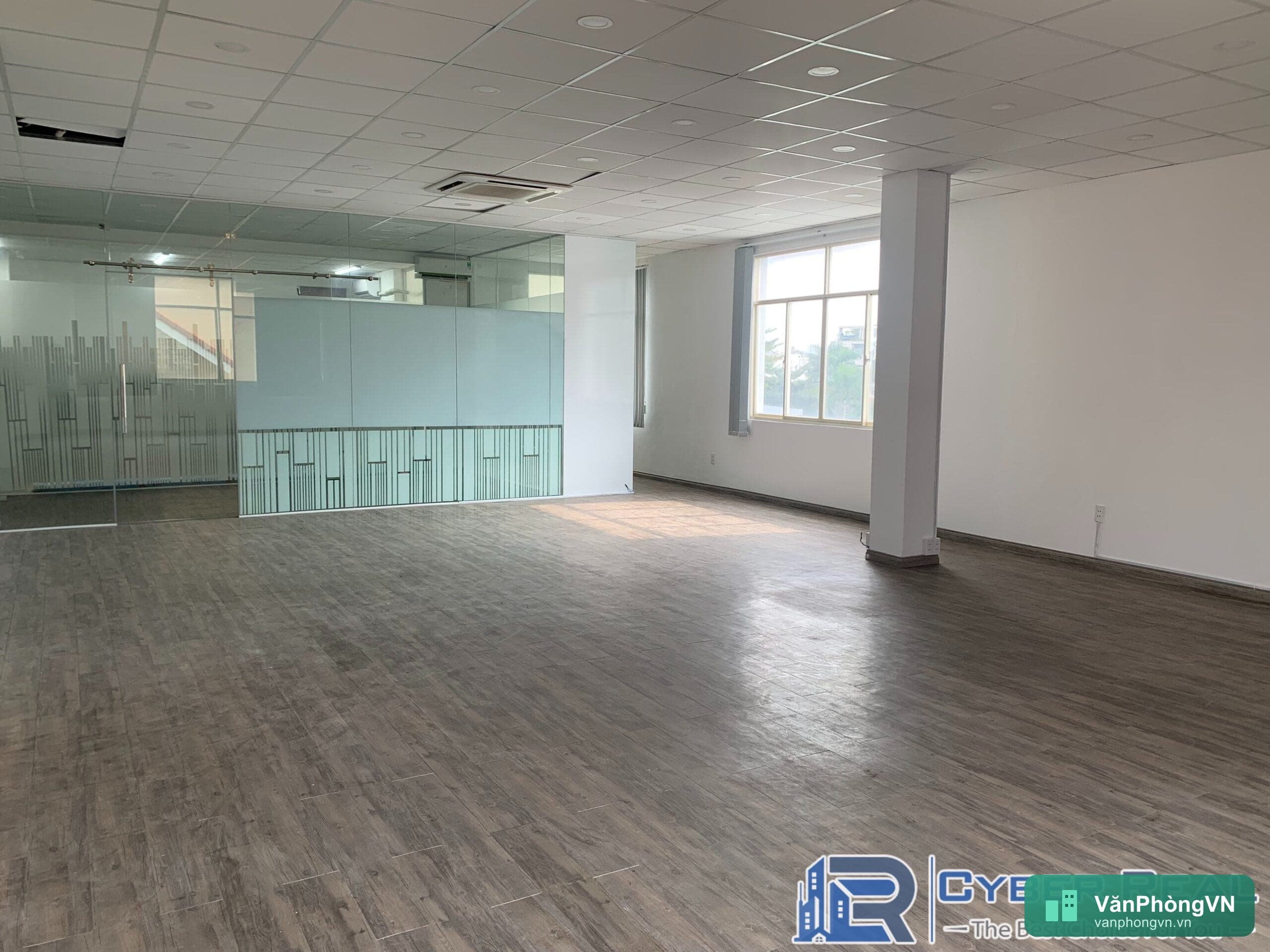QA 2 Office Building thumbnail 9