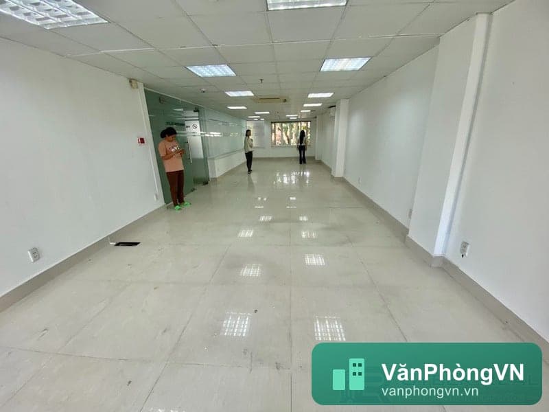 Xuân Thủy Building thumbnail 2